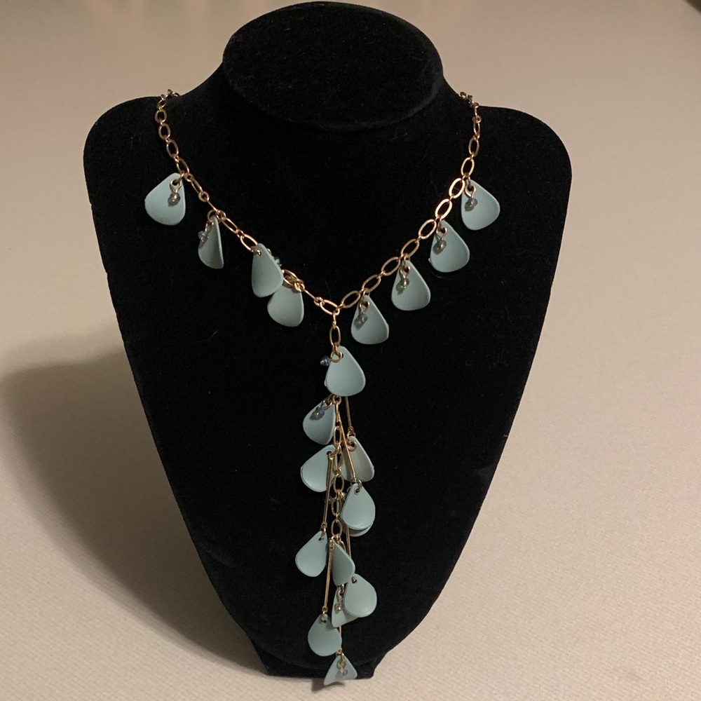 Elegant Gold and Blue Teardrop Necklace